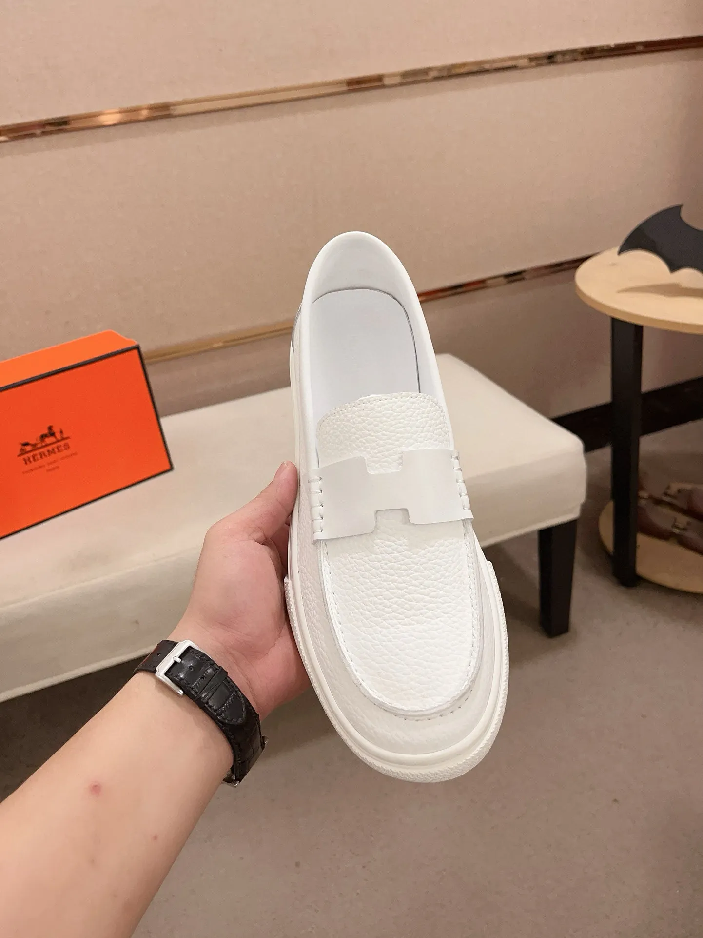 Men's clothing and shoes💰: 400💰《HERMES》【Classic Original Version】Hermès; Top 🔝 Purchasing Agency 🔍🔍Latest 🇺🇸Sold simultaneously at counters, original imported from Italy ▲▲Cow leather▲ ▲Exquisite workmanship (Italian 🇮🇹imported water-dyed 🐂cowhide lining) sole: original sole provided by the original factory, ⚠️exclusive double-layer activity·TPR·rubber·combined molded outsole; Code number: 36-46